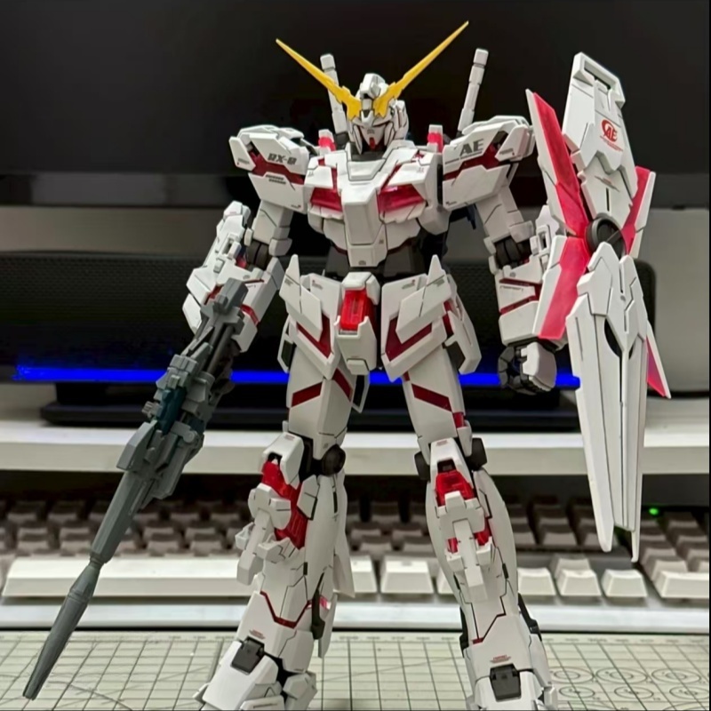 Assembled  Model HG Unicorn 1/ - Model Kit Gundam Wing recensie en prijs