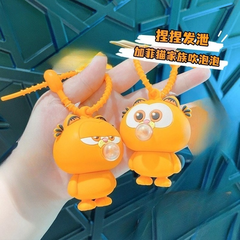 New Garfield doll car keychain - Model Kit Cars recensie en prijs