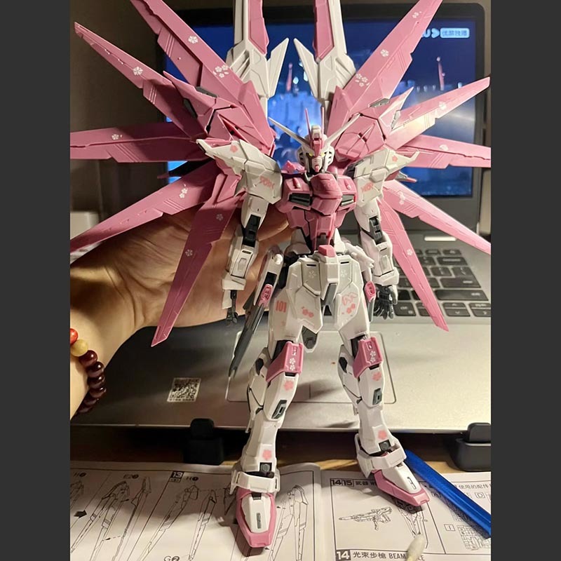 Mg Cherry Blossom Freedom 2.0  - Model Kit Xiaoyaozi recensie en prijs