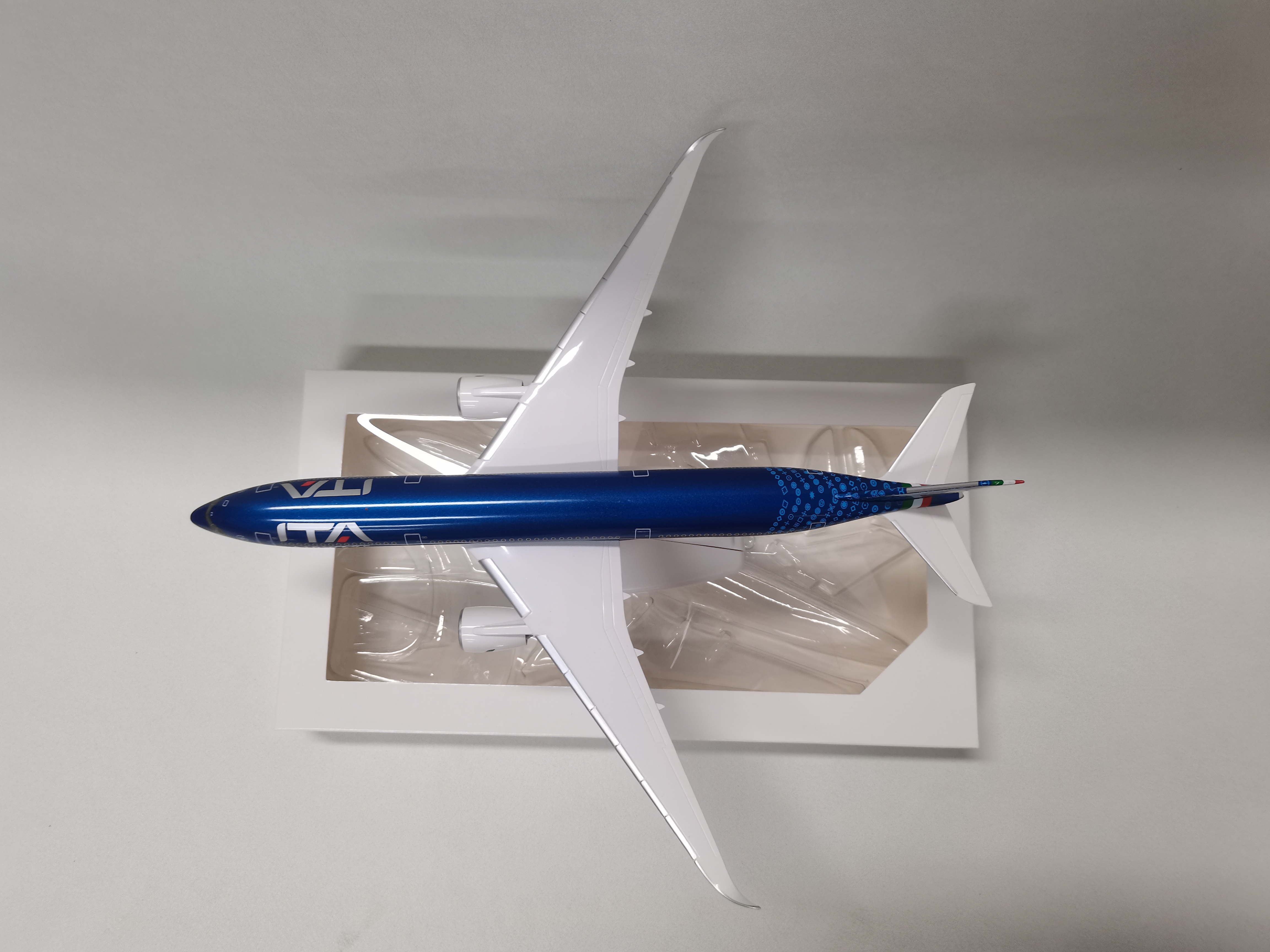 A350-900 Italy ITA Airways Pla - Model Kit Italeri recensie en prijs