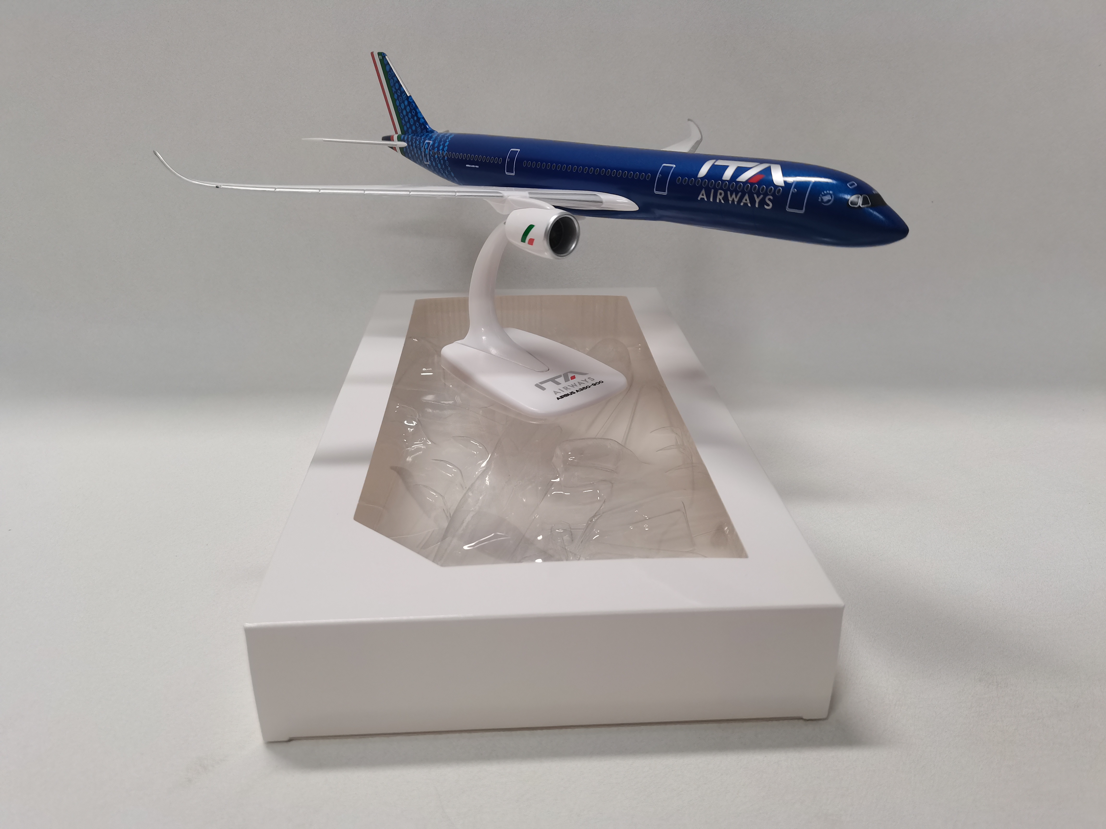 A350-900 Italy ITA Airways Pla - Model Kit Italeri recensie en prijs